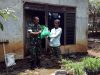 Babinsa Kuncir Distribusikan Paket Sembako Untuk Warakawuri dan Warga Kurang Mampu Dalam rangka HUT TNI ke – 77 th